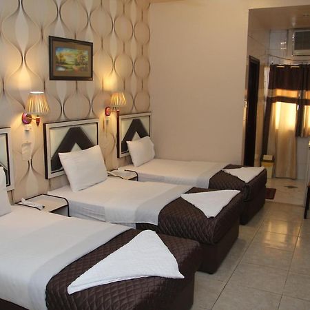 Al Kawakeeb Hotel By Gemstones Dubai Ngoại thất bức ảnh