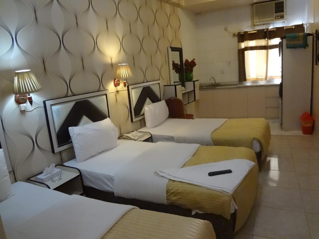 Al Kawakeeb Hotel By Gemstones Dubai Ngoại thất bức ảnh