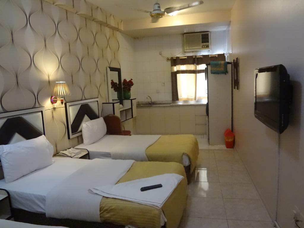 Al Kawakeeb Hotel By Gemstones Dubai Ngoại thất bức ảnh