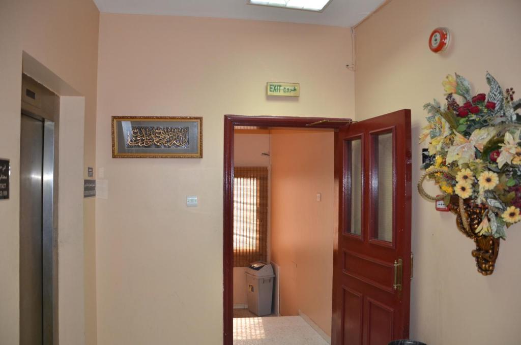 Al Kawakeeb Hotel By Gemstones Dubai Ngoại thất bức ảnh